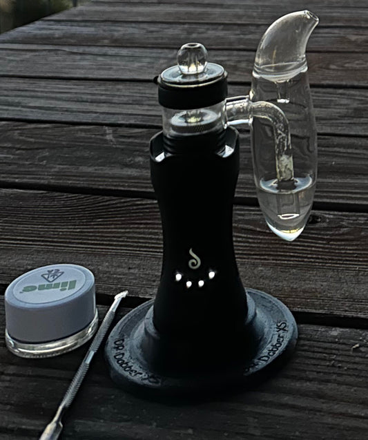 Dr Dabber XS stand